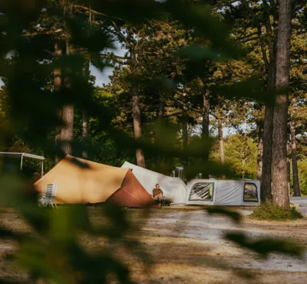 Tent op de Bosplaatsen